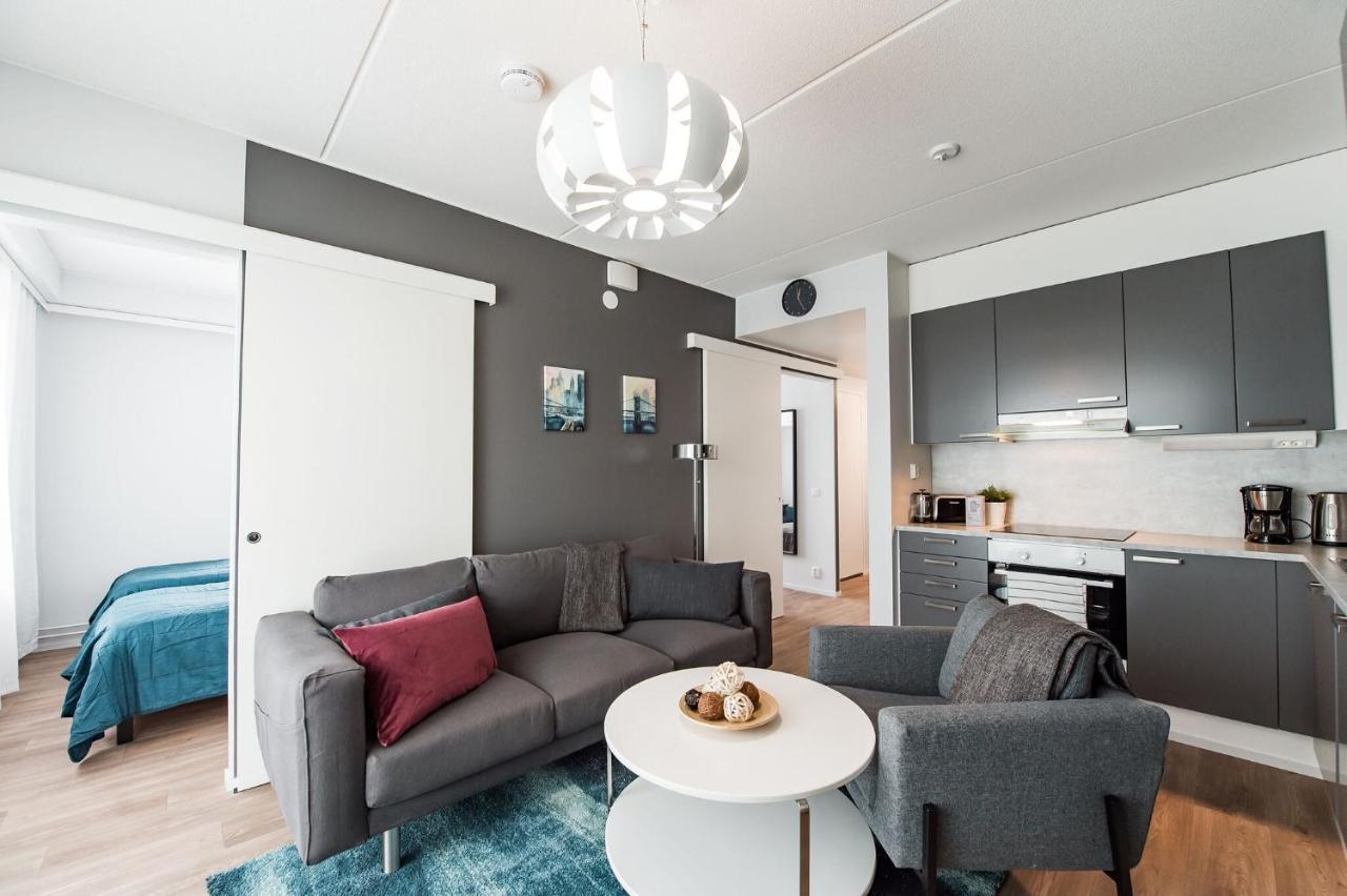 Forenom Serviced Apartments Vantaa Neilikkatie Esterno foto
